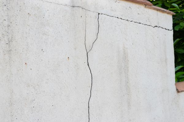 Foundation Crack Patching in Bel Air